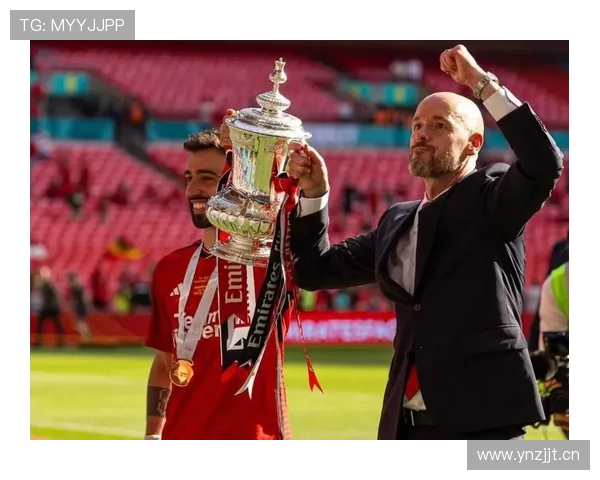 曼联复兴困局：滕哈格战术体系失灵，红魔为何始终难回巅峰？