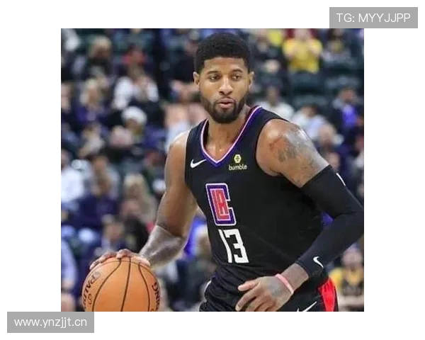 保罗·乔治的厨房里连盐都不放，说是影响肌肉恢复