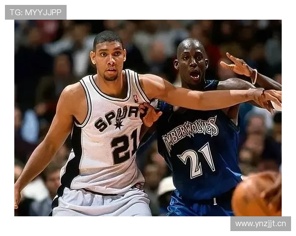 邓肯低位背身得分拉开差距，内线统治力明显胜过同时代中锋